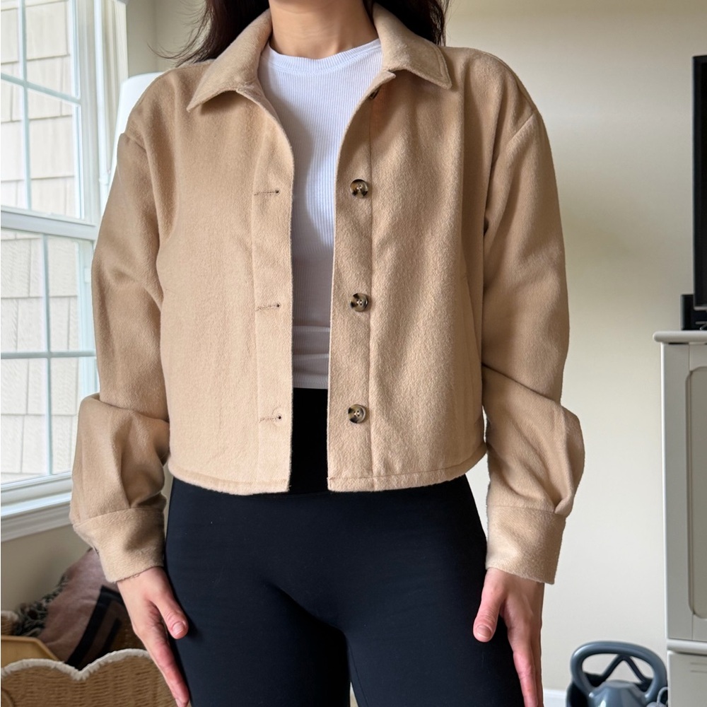 H&M Beige Cropped Teddy Jacket